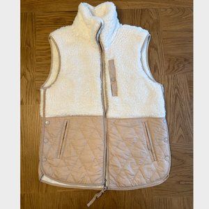 Abercrombie & Fitch Women's Sherpa Snap Vest - Small